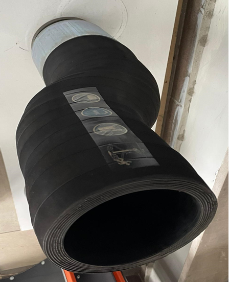 CONCRETE DISTRIBUTOR RUBBER